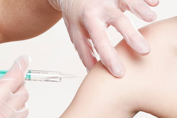 روش تزریق واکسن زگیل تناسلی